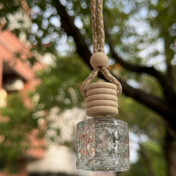 Elegant Glass Car Air Freshener Bottle - Diamond