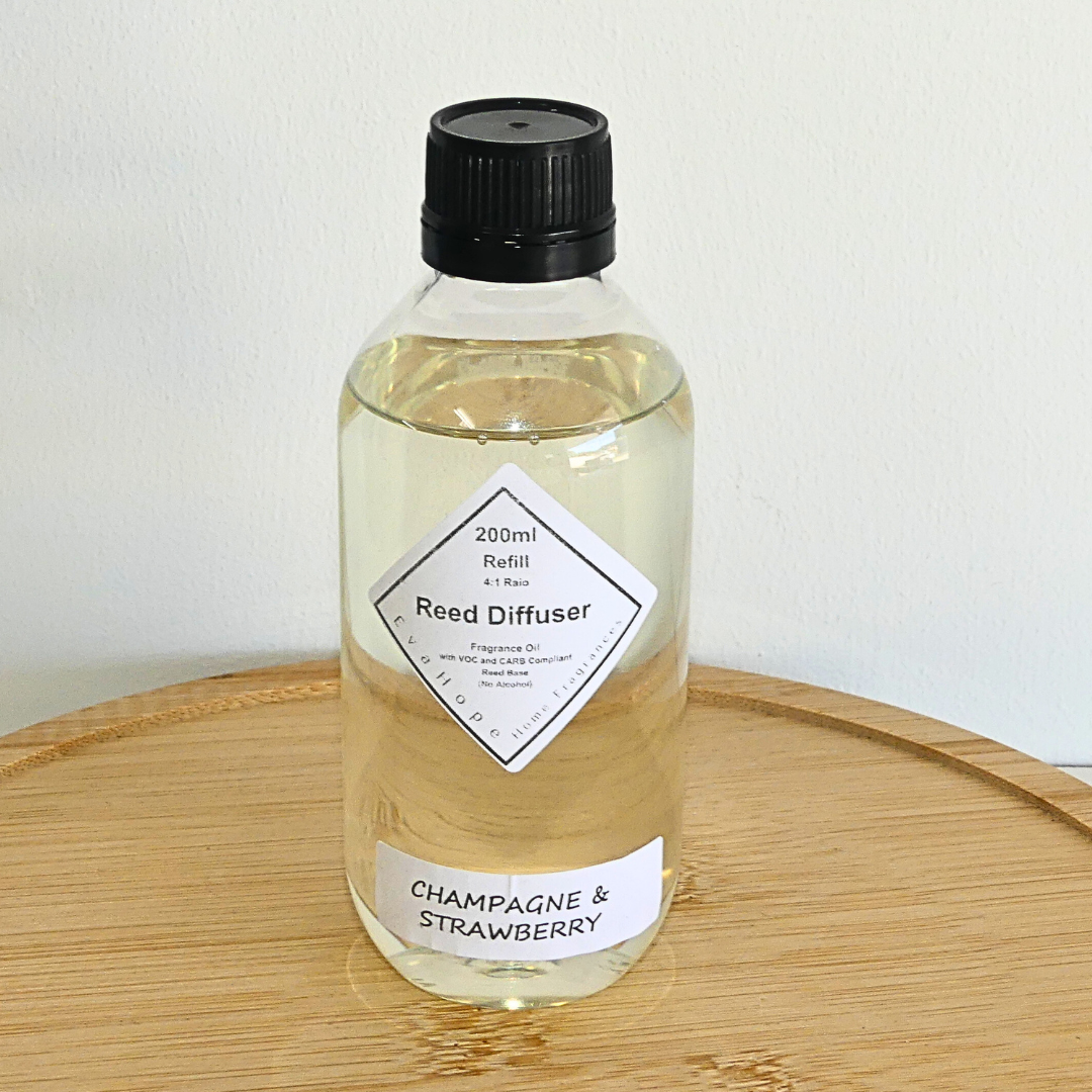 CHAMPAGNE & STRAWBERRY - 200ml Reed Diffuser Refill