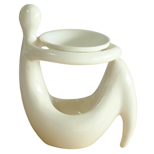 Elegant Figurine Ceramic Aromatherapy Decor - Stylish Candlestick, Wax & Oil Burner
