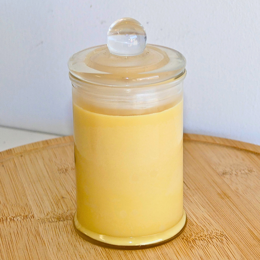 SANDALWOOD & SAFFRON - Scented Soy Wax Candle. 150ml.