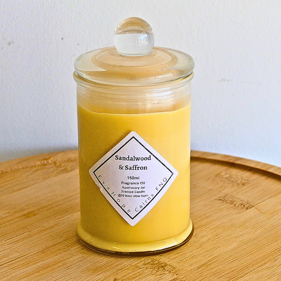 SANDALWOOD & SAFFRON - Scented Soy Wax Candle. 150ml.
