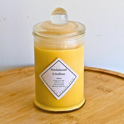 SANDALWOOD & SAFFRON - Scented Soy Wax Candle. 150ml.